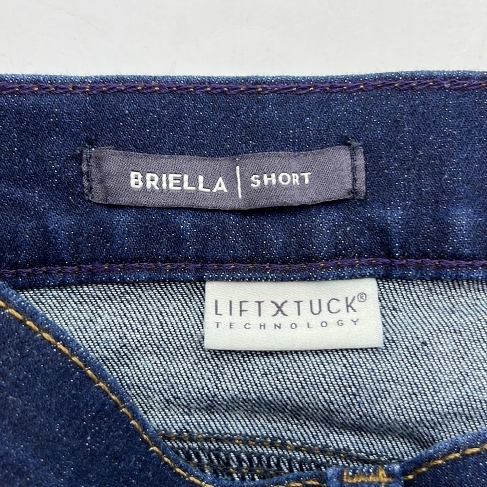 NYDJ Briella Short Size 6-SOLD - Picture 8 of 16